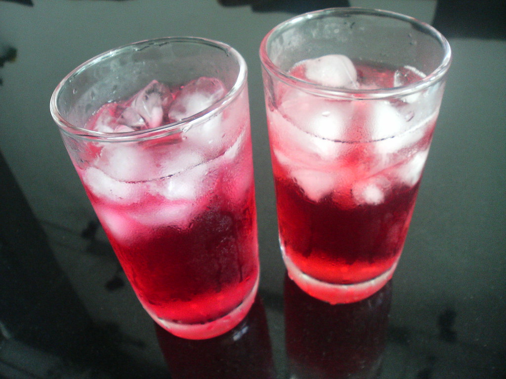 Pomegranate vs cranberry So the new discovery is pomegrana… Flickr