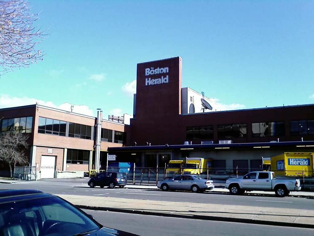 Boston Herald Building Boston Herald Building in weekends.… Flickr