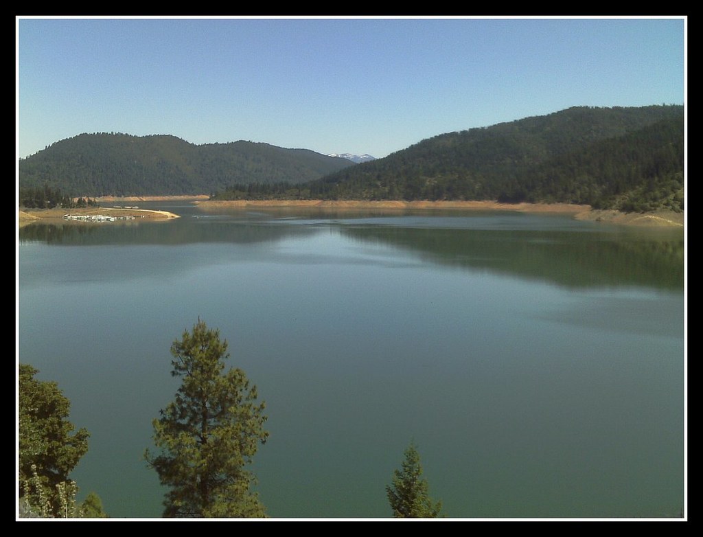 Trinity Lake Located at the foothills of the Trinity Alps,… Flickr