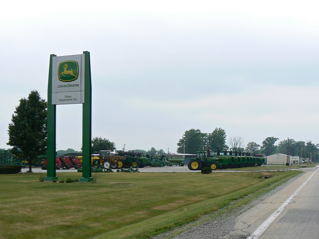 John Deere Arthur, Illinois; John Deere Dealership; Giant … Flickr