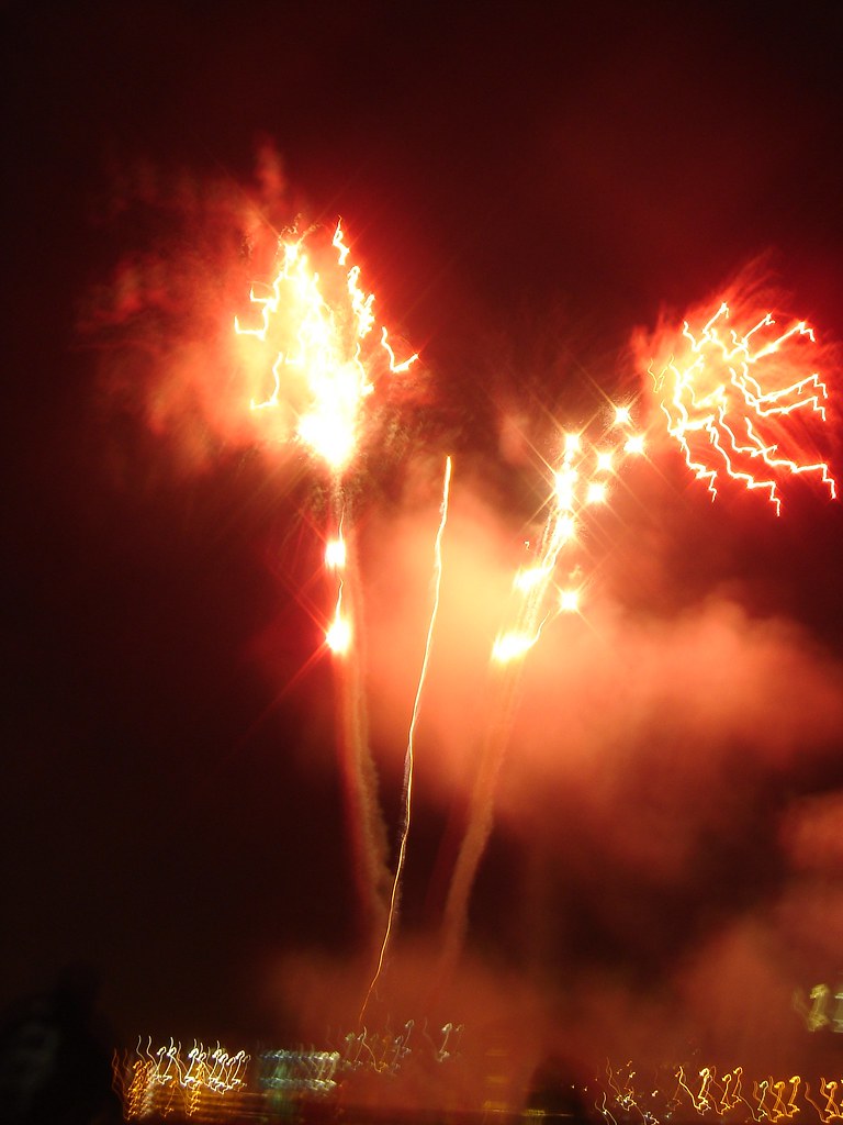 DSC02948 Fireworks at the Taste of Minnesota in St. Paul Quazie