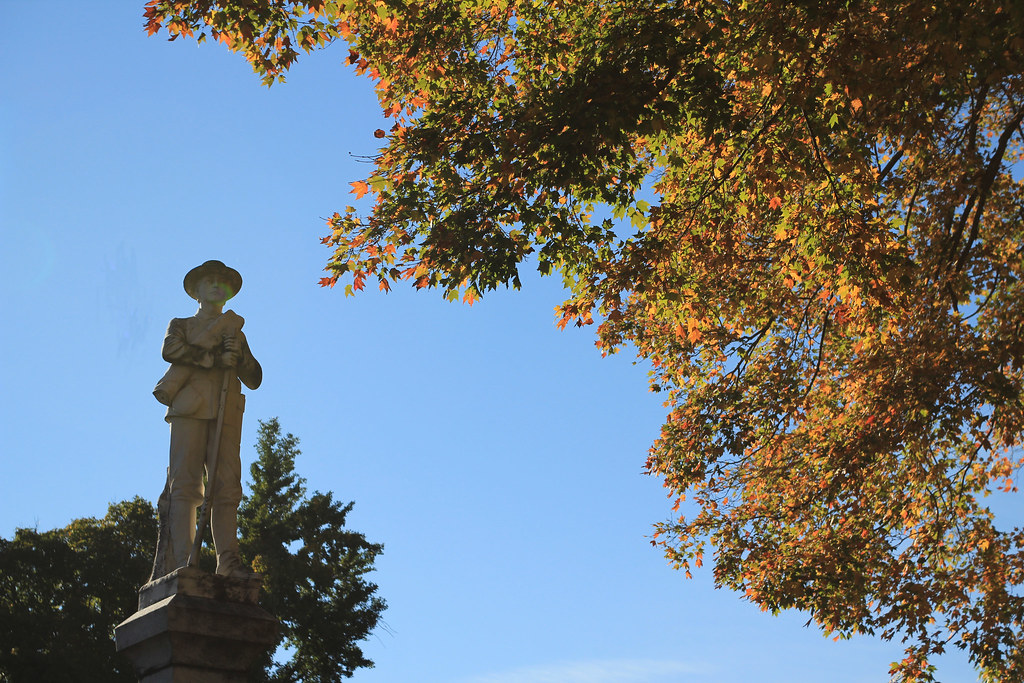 Statue in Ft. Payne, AL awall34 Flickr