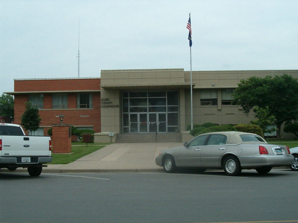 Allen County Courthouse Iola Kansas This modern building w… Flickr