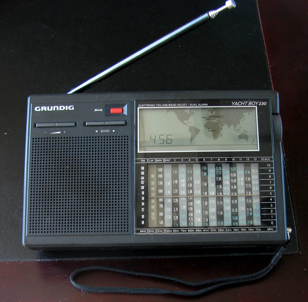 Grundig Yacht Boy 230 Shortwave Radio a photo on Flickriver