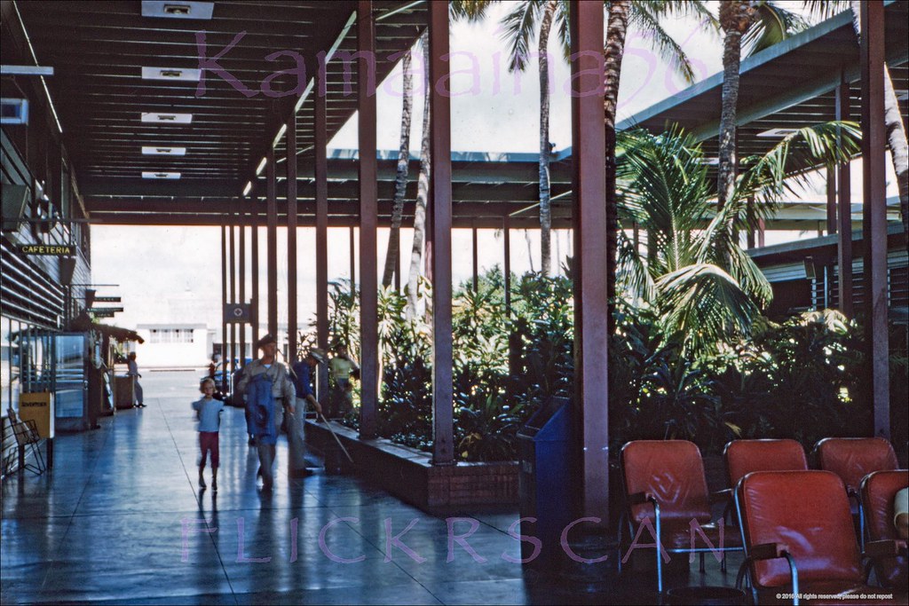 MATS Terminal Hickam AFB 1950s Interior view of the open a… Flickr