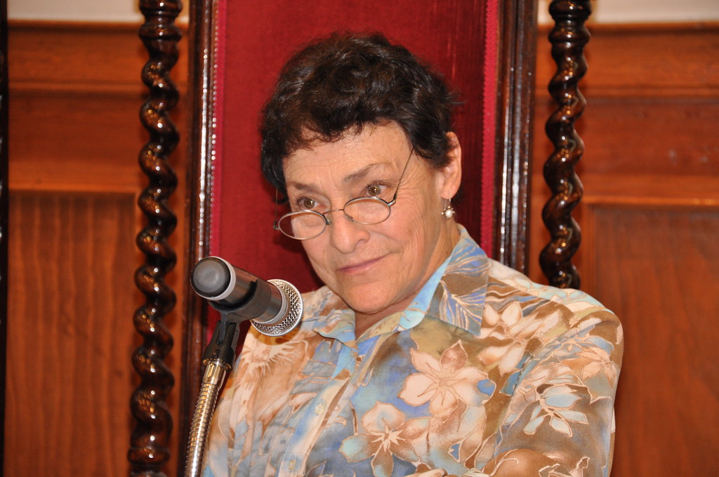 Presentación del libro de la Dra. Silvia Gómez Tagle Flickr