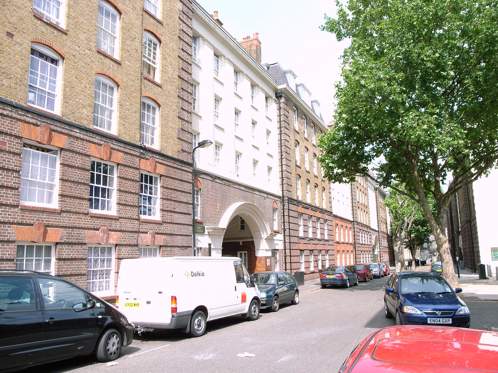 Edwardian Social Housing Bourne Estate (19017) by LCC Arc… Flickr