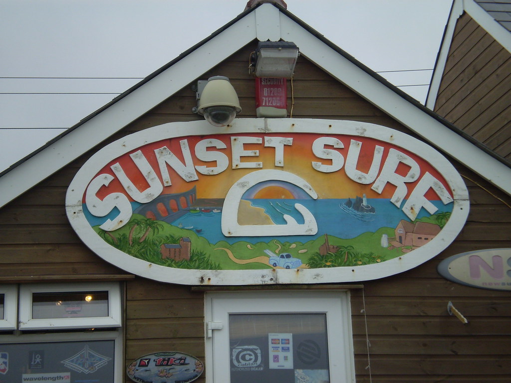 Sunset Surf Cafe Bar, Gwithian Bay 11 June 2007 BrianC Flickr