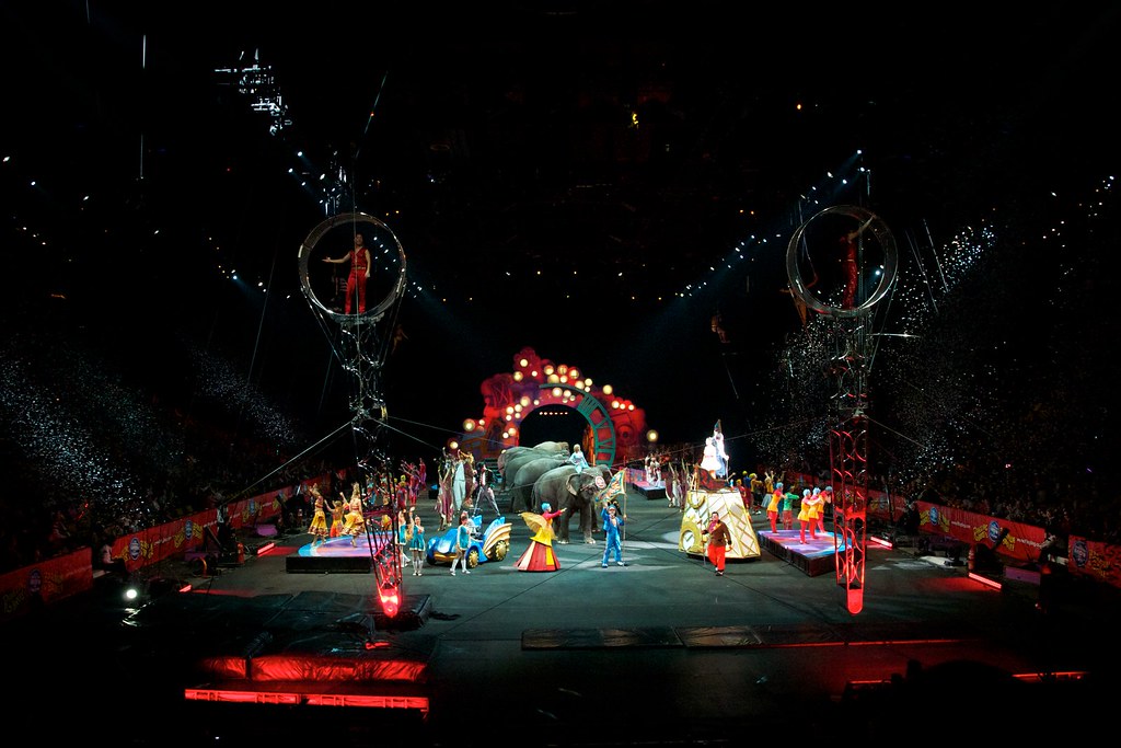 Zing Zang Zoom Circus