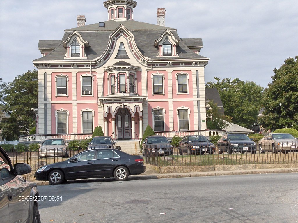 Mansion in New Bedford, Ma The first stop on our visit to … Flickr