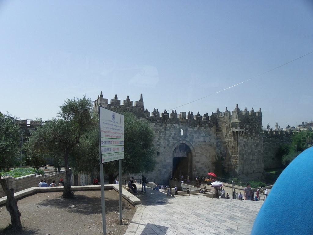 Damascus Gate The modern Damascus Gate was built in 1538 b… Flickr