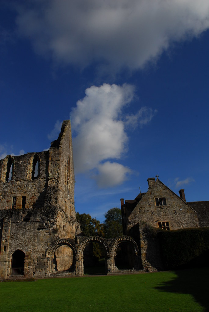 Wenlock Priory, Much Wenlock Shropshire. 10B_0773 Bill Shakespeare