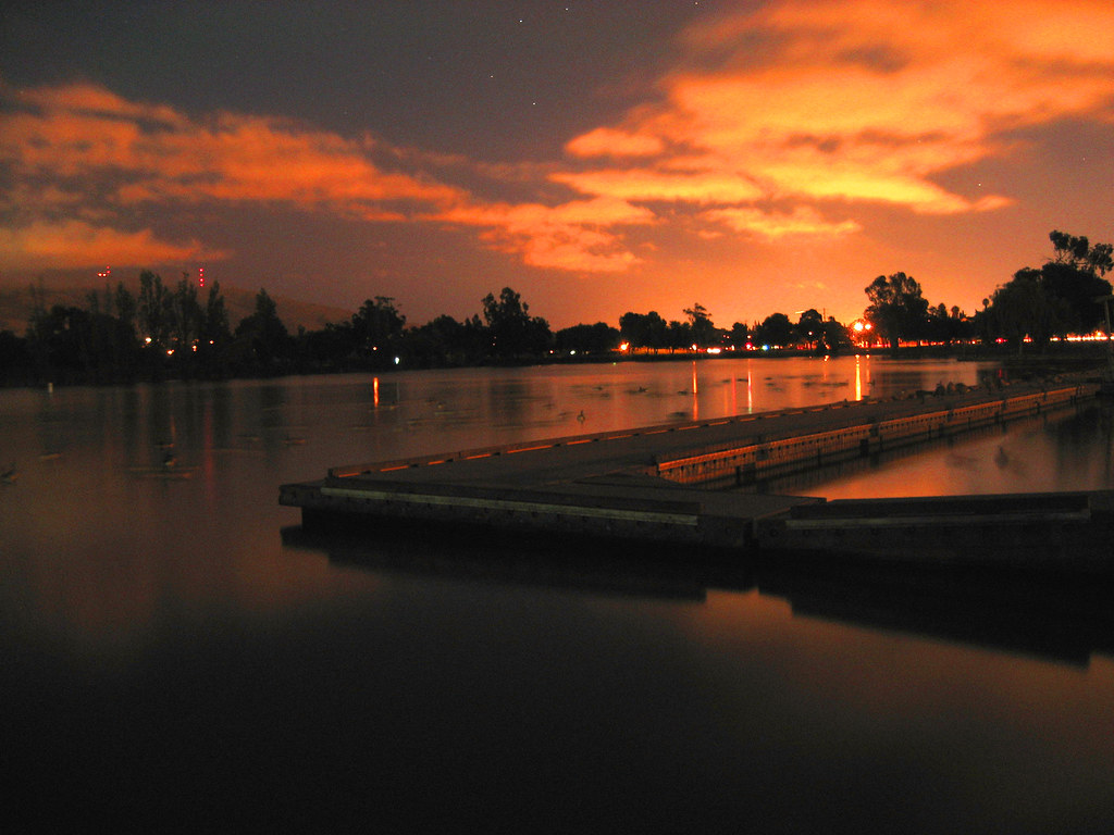 Lake Elizabeth, Fremont long exposure night shot overlooki… Flickr