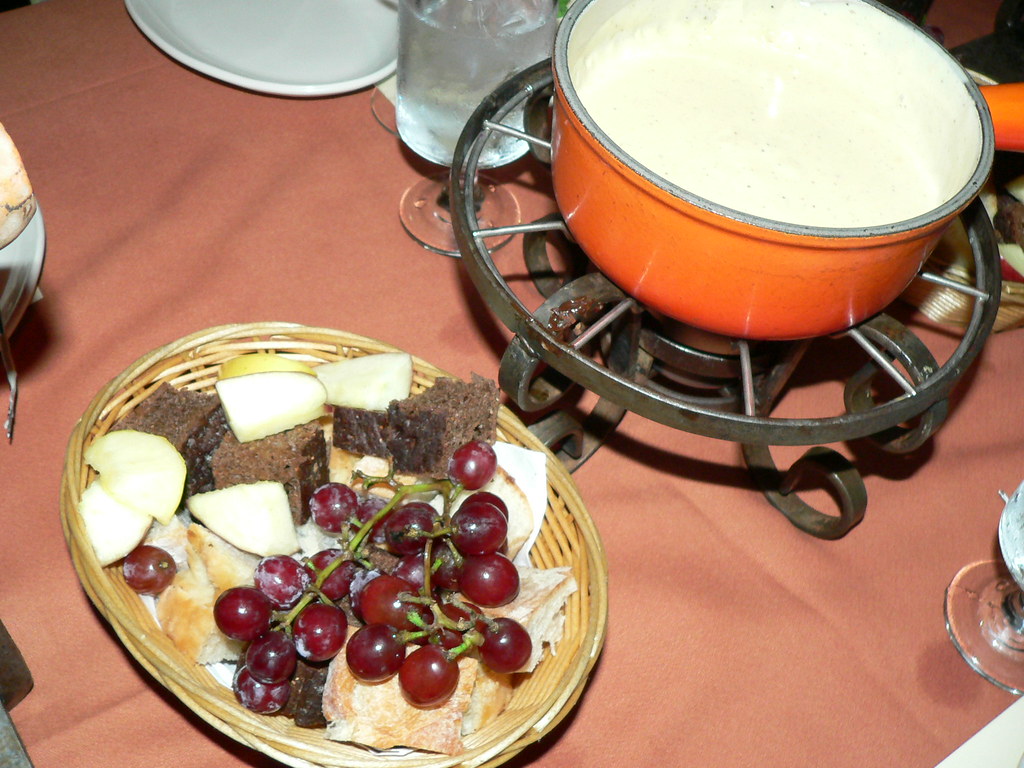 Geja's Cafe, Chicago, IL; Cheese Fondue Cheese Fondue Impo… Flickr