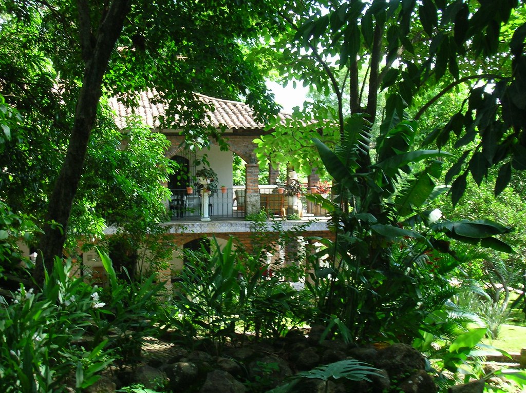 Suchitoto, Cuscatlán La Casa de Alejandro Coto, Private Mu… Flickr