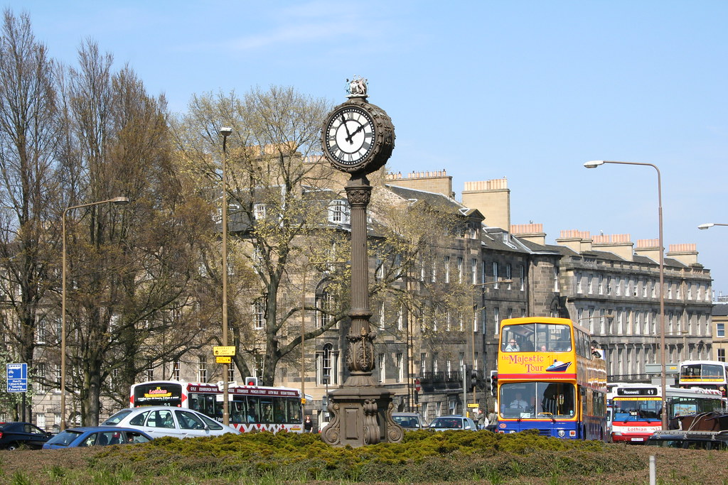 Leith Walk, Edinburgh Clock at the roundabout joining Prin… Flickr
