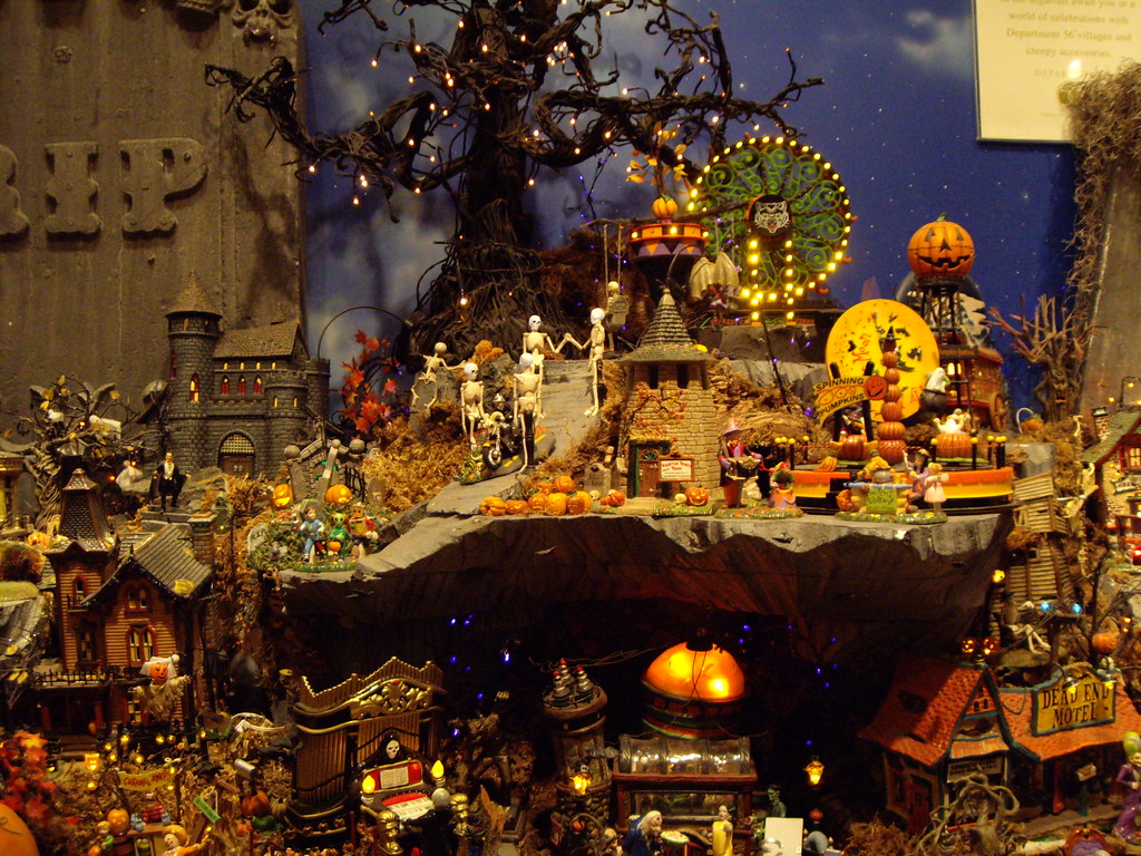 Department 56 Halloween!! hgflower Flickr