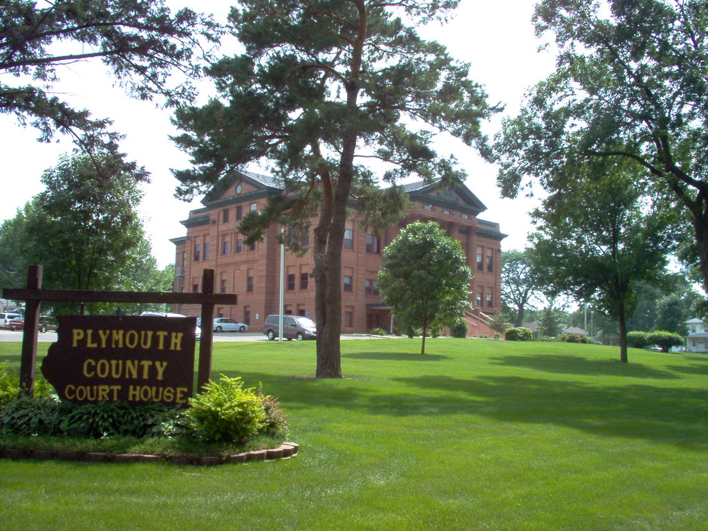 Iowa Plymouth County (Le Mars) Pretty grounds also, I … Flickr