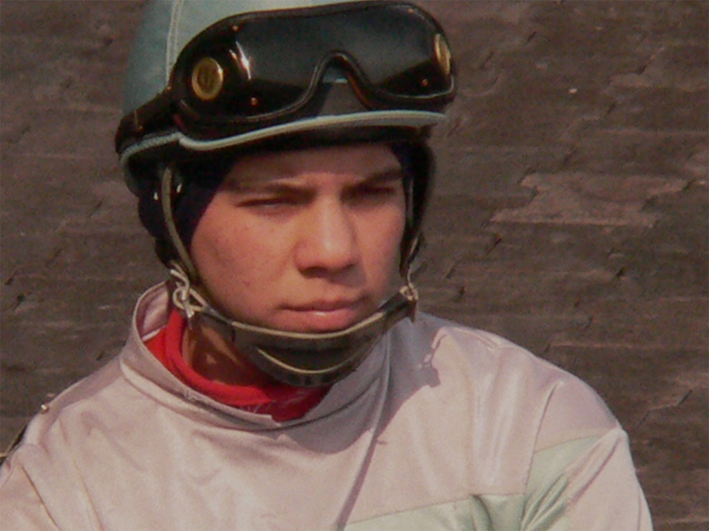 Pablo Morales I've been shooting alot with my digital zoom… Flickr