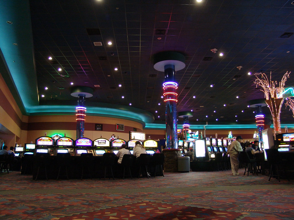 Spirit Mountain Casino 26 Casino Floor. June 12, 2005. Flickr