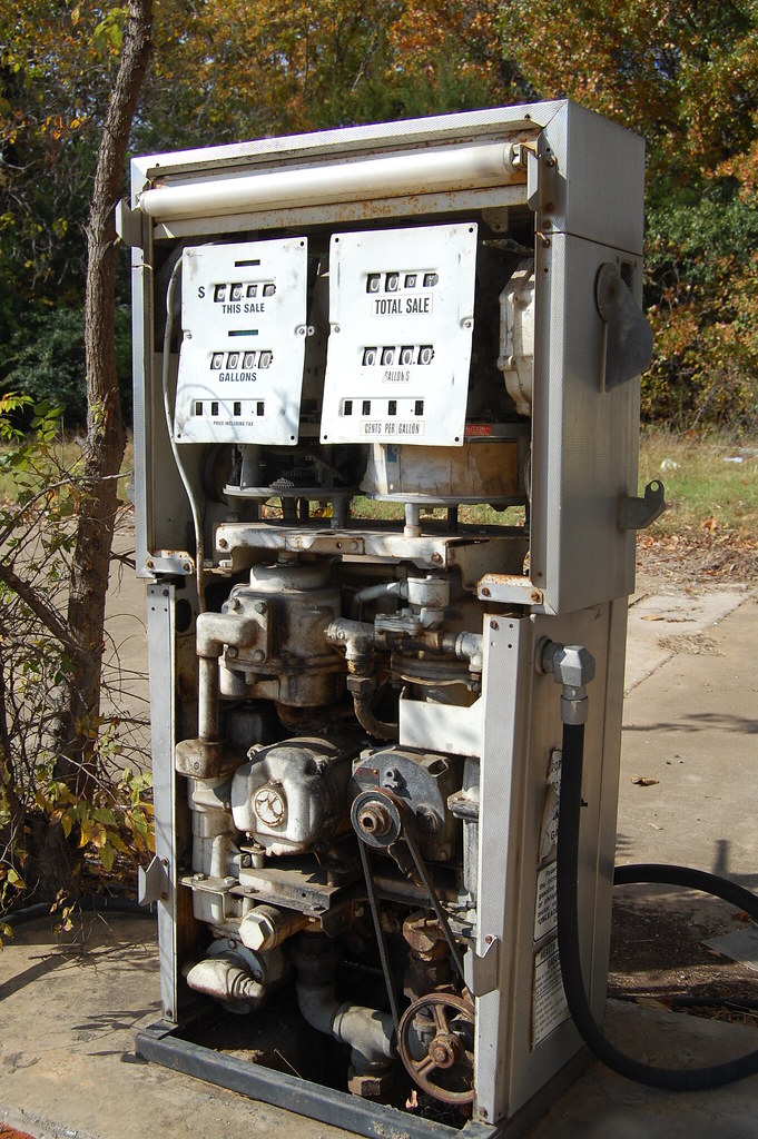Old Gas Station Denison Tx Closed Photo 1 Old Gas Stati… Flickr