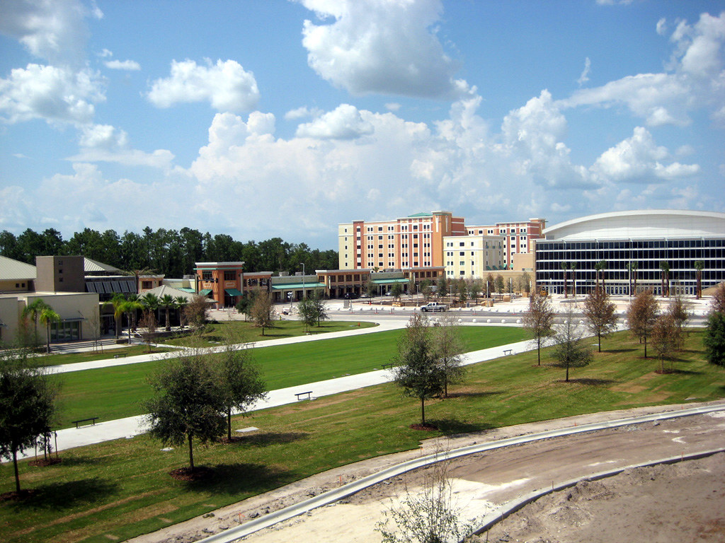 UCF new construction UCF Alumni Center, Tower I, New Arena… Flickr