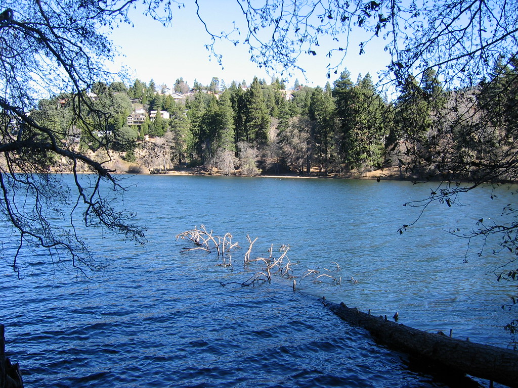Lake Gregory, CA This is a picture of Lake Gregory from th… Flickr