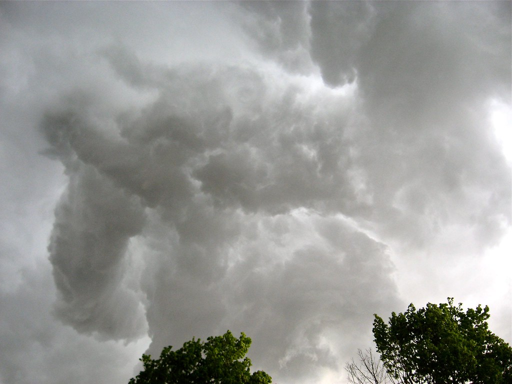 tornadolike • storm.clouds Burlington, Vermont USA • Torn… Flickr