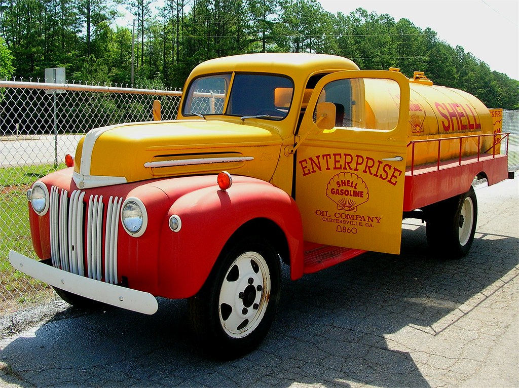 1945 Shell Oil Truck Cartersville, GA 1945 Ford Kendrick