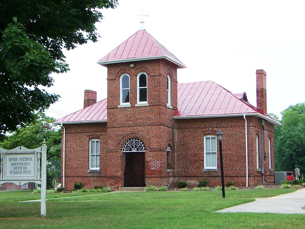 Halifax, NC Halifax old County Courthouse I love how Halif… Flickr