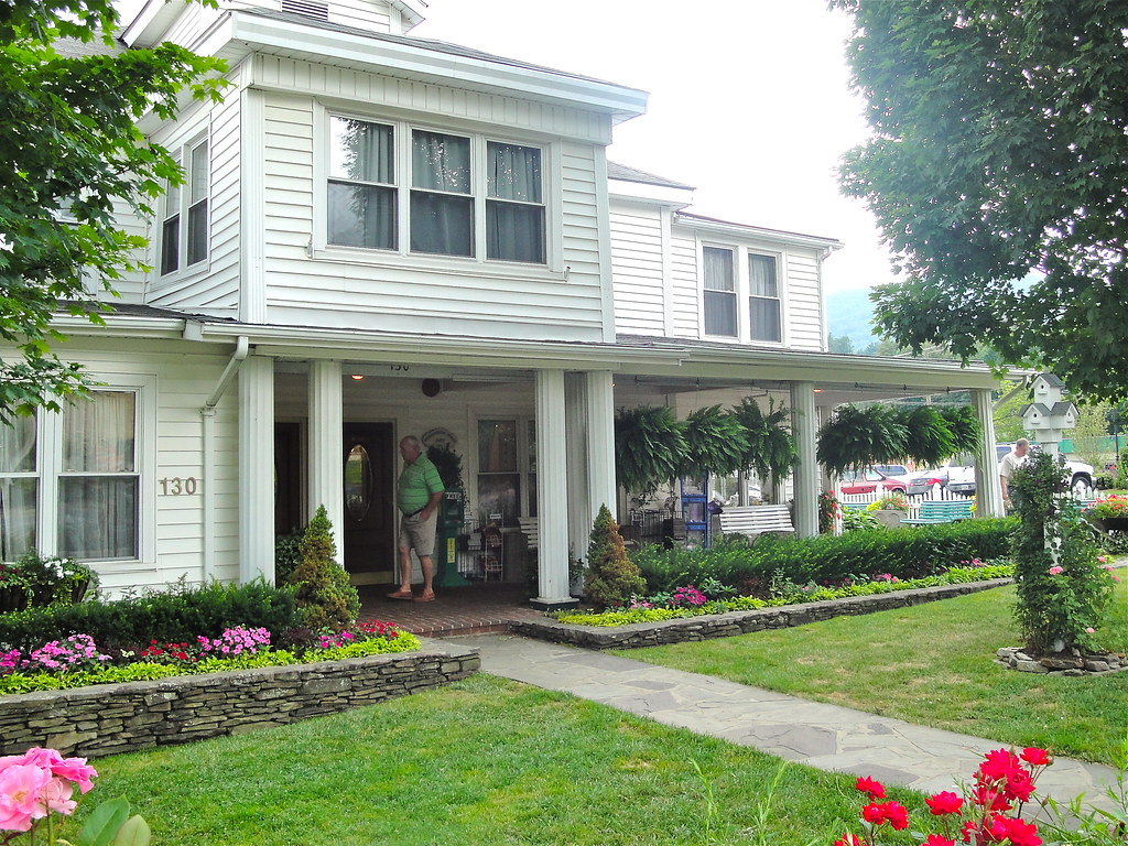 daniel boone inn daniel boone inn, flowers Michelle MP Flickr