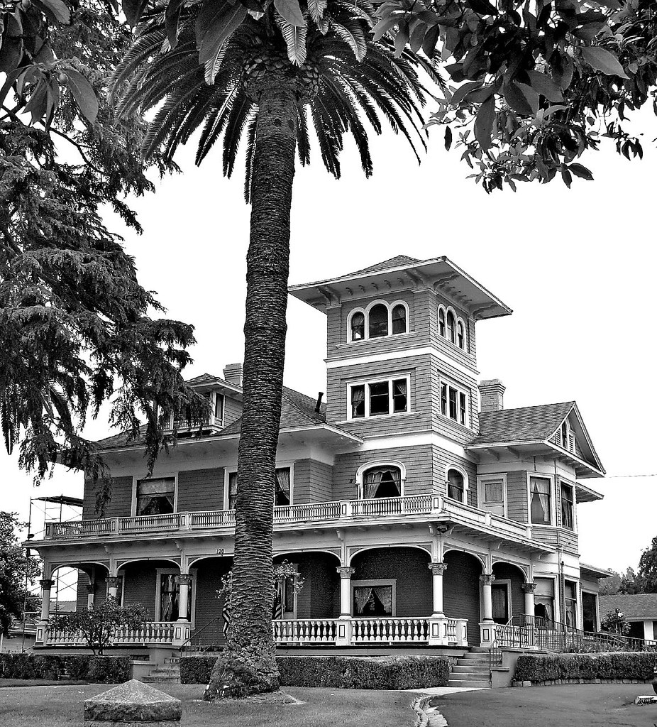 B&W Redlands House Old Houses in Redlands Southern Calif… Greg