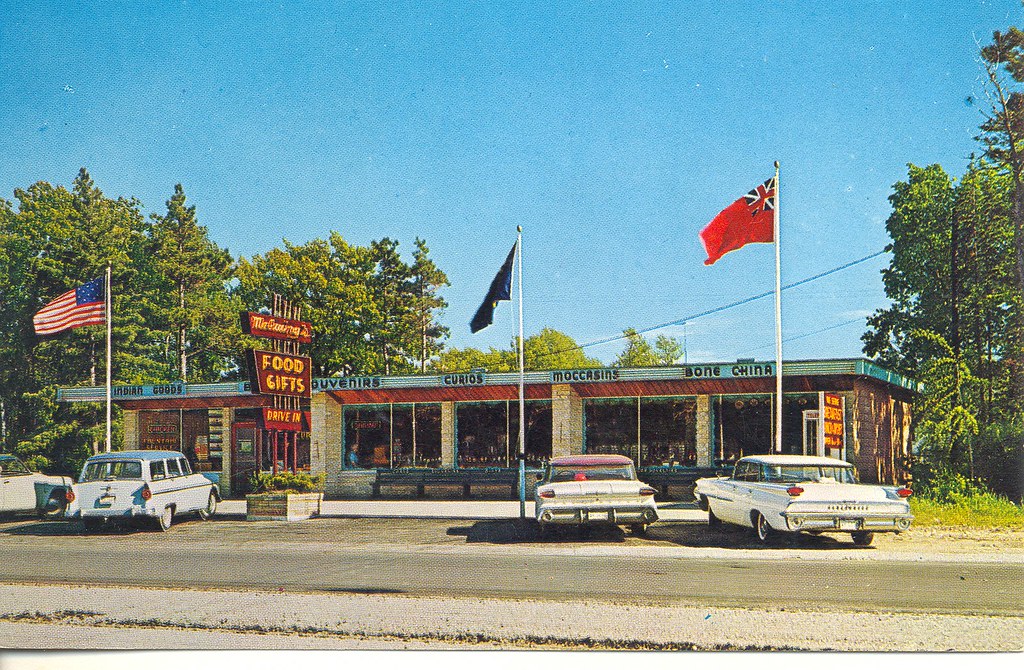 Mackinaw City MI Circa 1960 Roadside Melwigs Restaurant an… Flickr