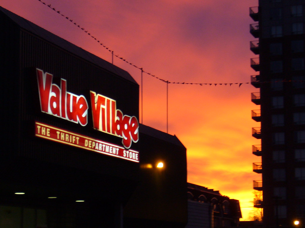 P1040148 value village, bloor & landsdowne produzentin Flickr