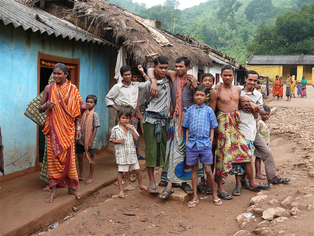 Bhubaneswar Taptapani Met minibus 220 km onderweg naar T… Flickr