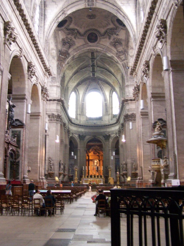 Interior de Saint Sulpice Por fuera, estaba en obras y cas… Flickr