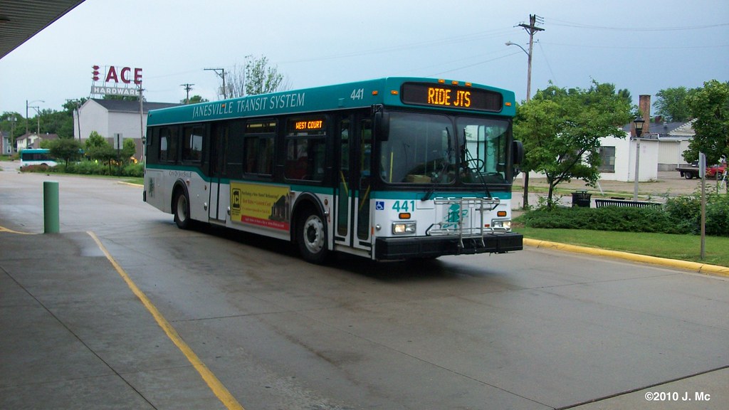 Janesville Transit System 441 Built in 2006 Manufacturer… Flickr