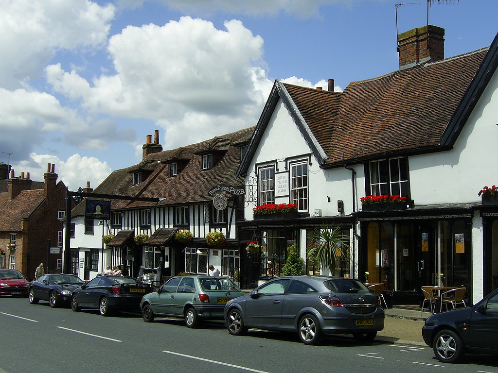 High Street, Pinner Pinner's old High Street has no less t… Flickr