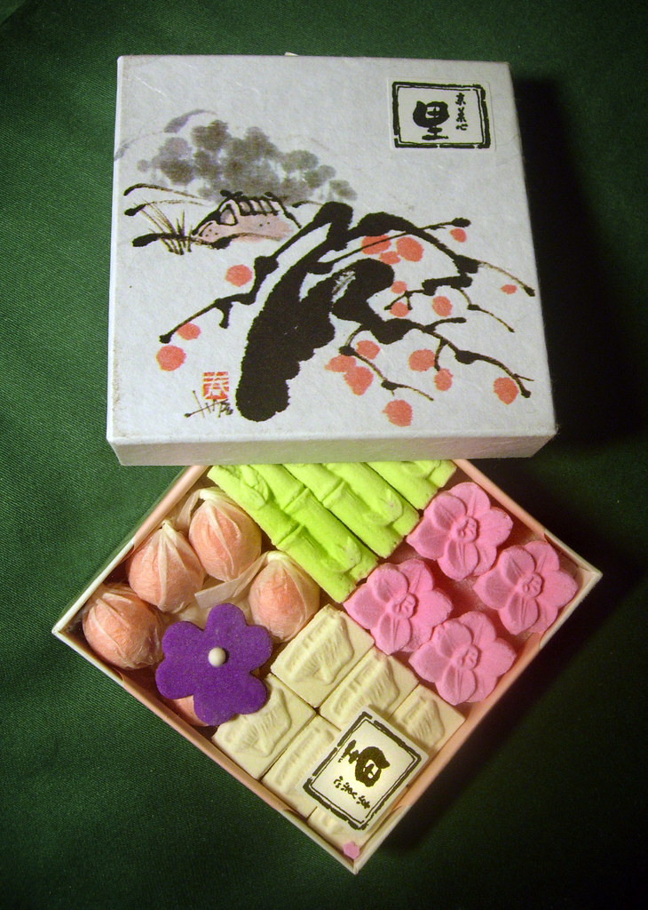 Spring wagashi Higashi (a form of wagashi, which doesn't r… Flickr