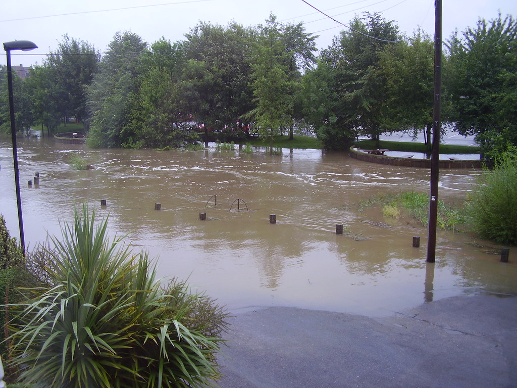 Horncastle Flood Flooded road in Horncastle, Lincolnshire,… Flickr