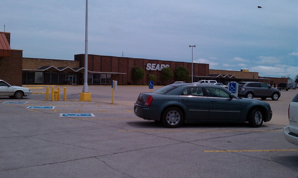 Flickriver Photoset 'Crossroads Mall Fort Dodge, Iowa' by