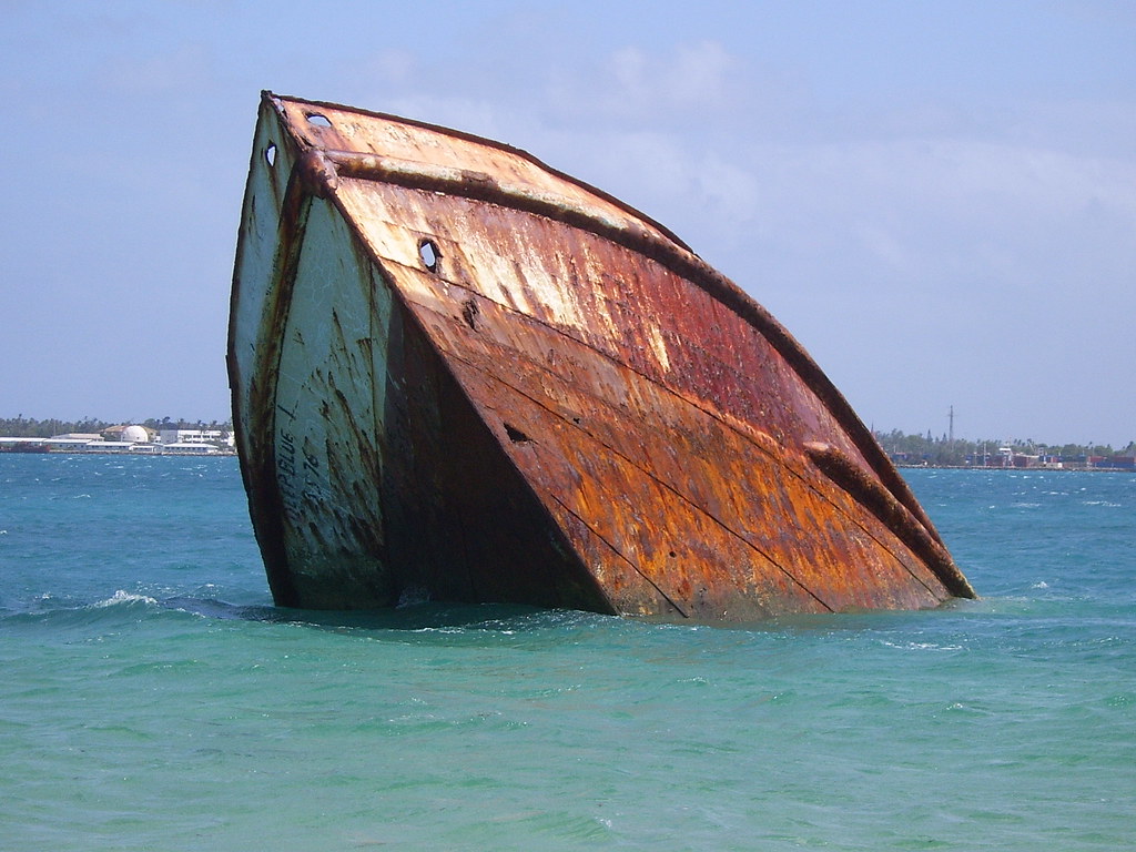 Ship wreck Pagaimotu Island, Tonga Elizabeth Ross Collier Flickr