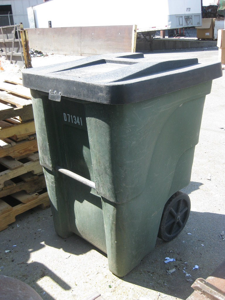 DuraKan Old Waste Management DuraKan at the Kennewick Cl… Flickr