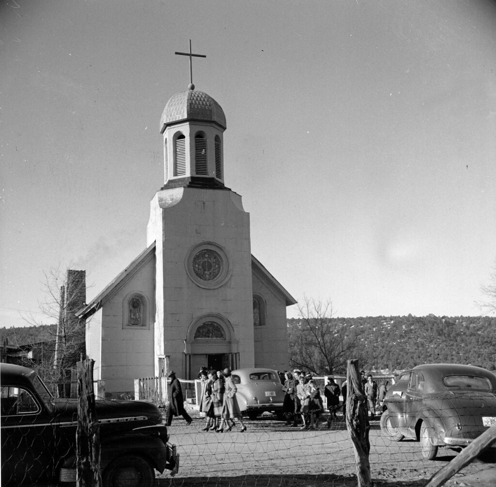 Leaving church on Sunday Peñasco, New Mexico, 1943 Flickr