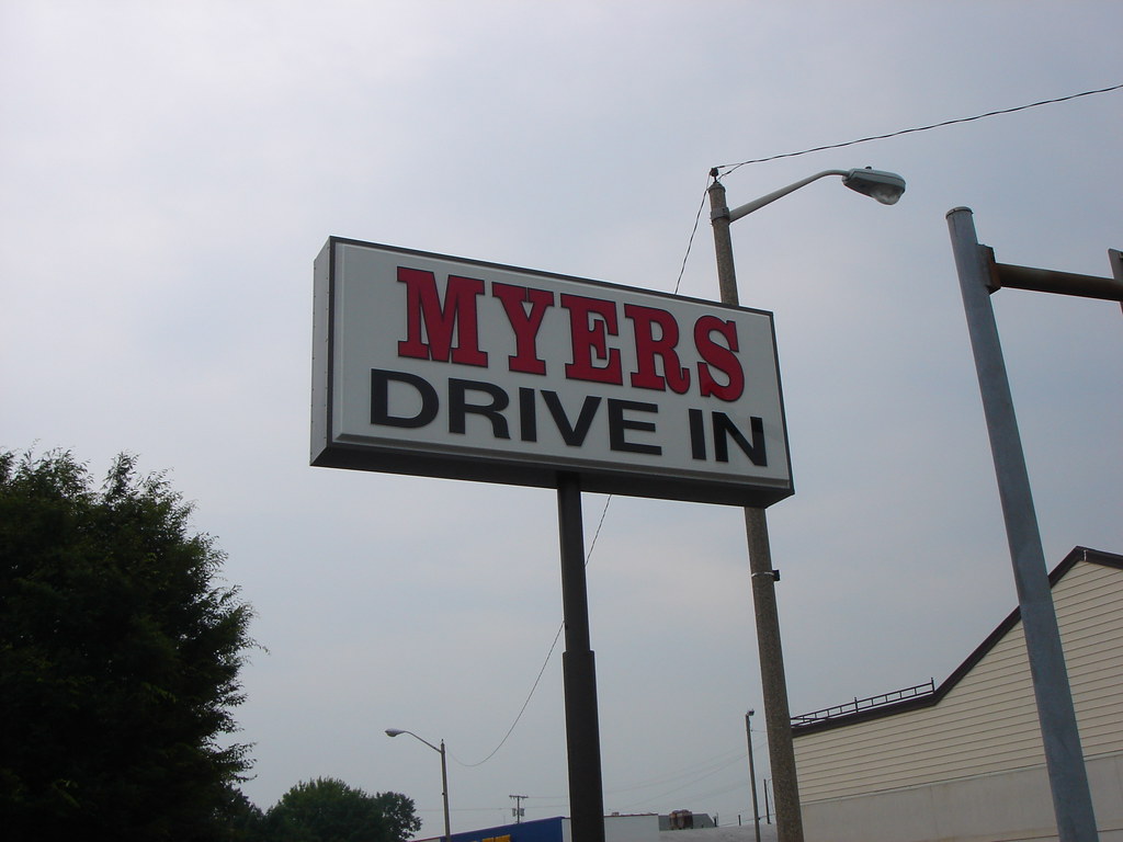 Myers Drive In Myers Drive In, Marion, Indiana phototram Flickr