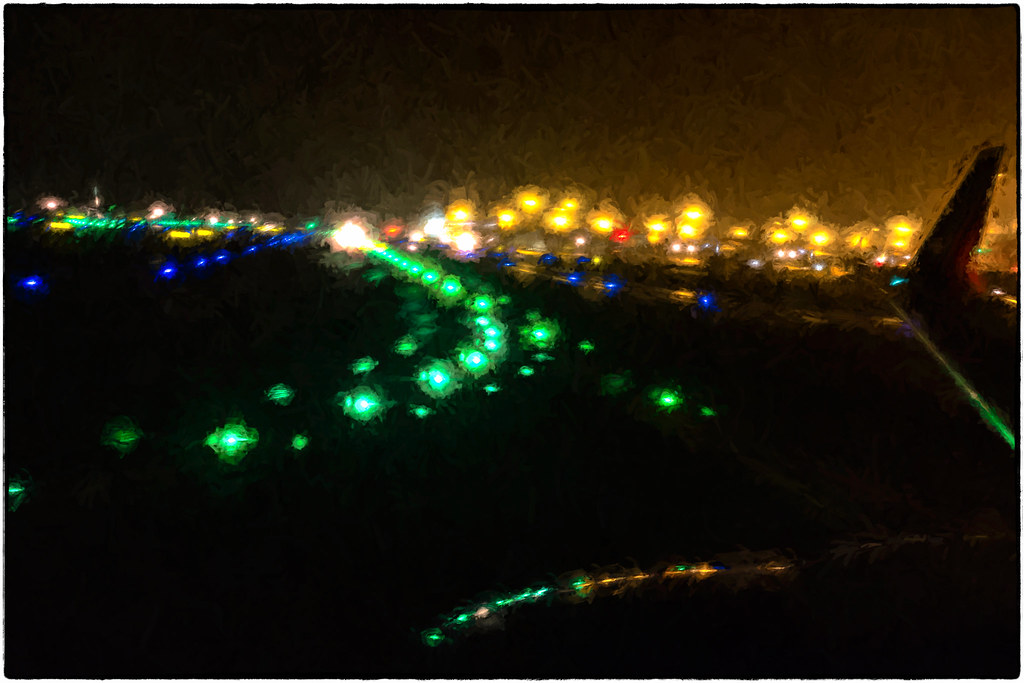 Christmas lights on a rainy night in Atlanta Harts… Flickr