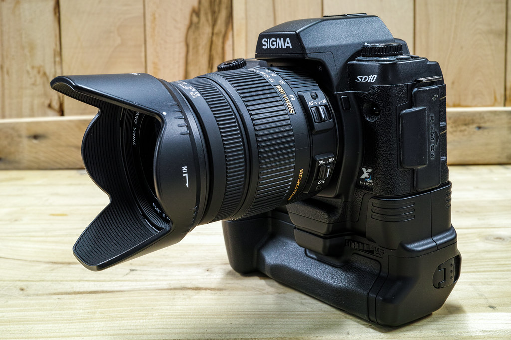 Sigma SD10 DSLR The SD10 is Sigma´s second DSLR from 2003,… Flickr