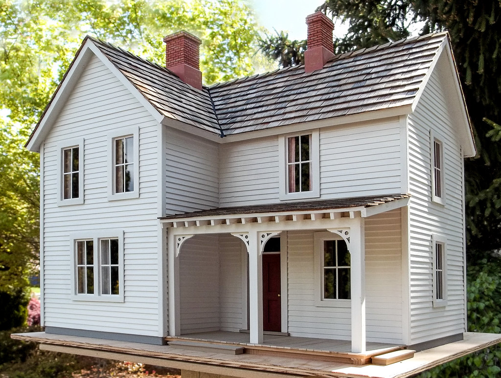 White Clapboard House Built in 1" scale (112, 1/12th) wit… Flickr