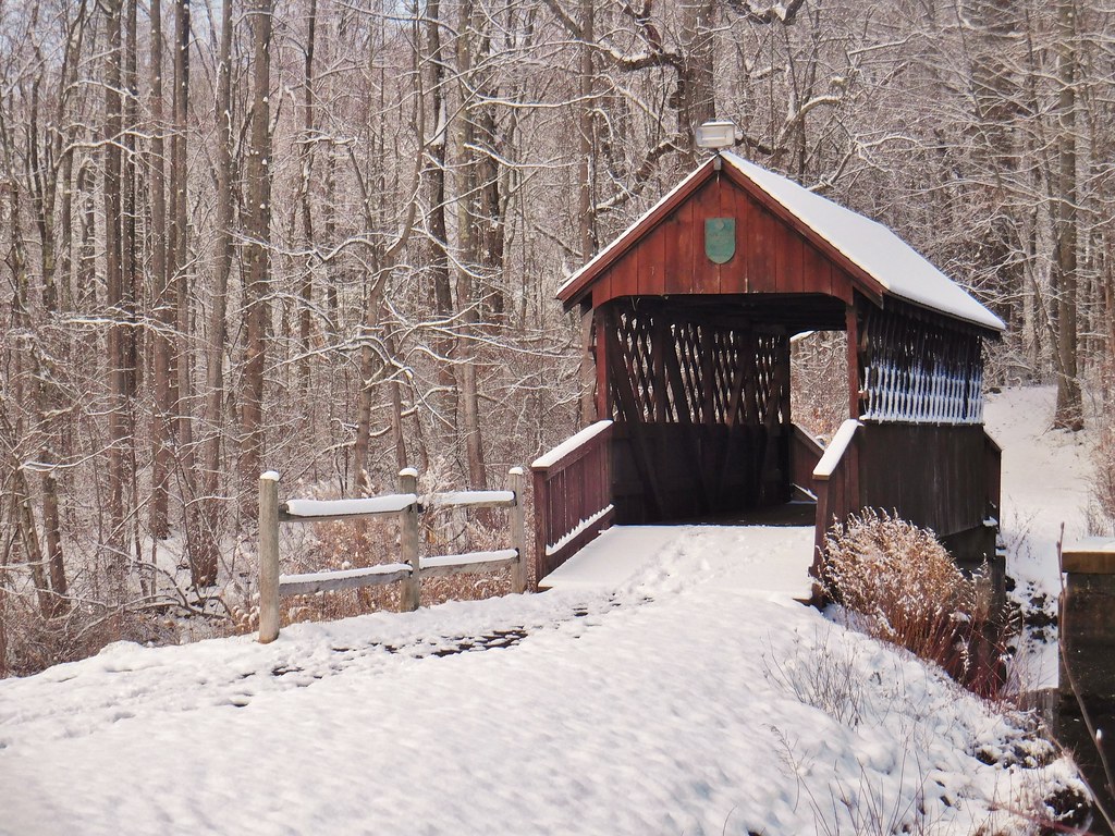 Covered Bridge at Countryside Park, western Avon, CT. Flickr