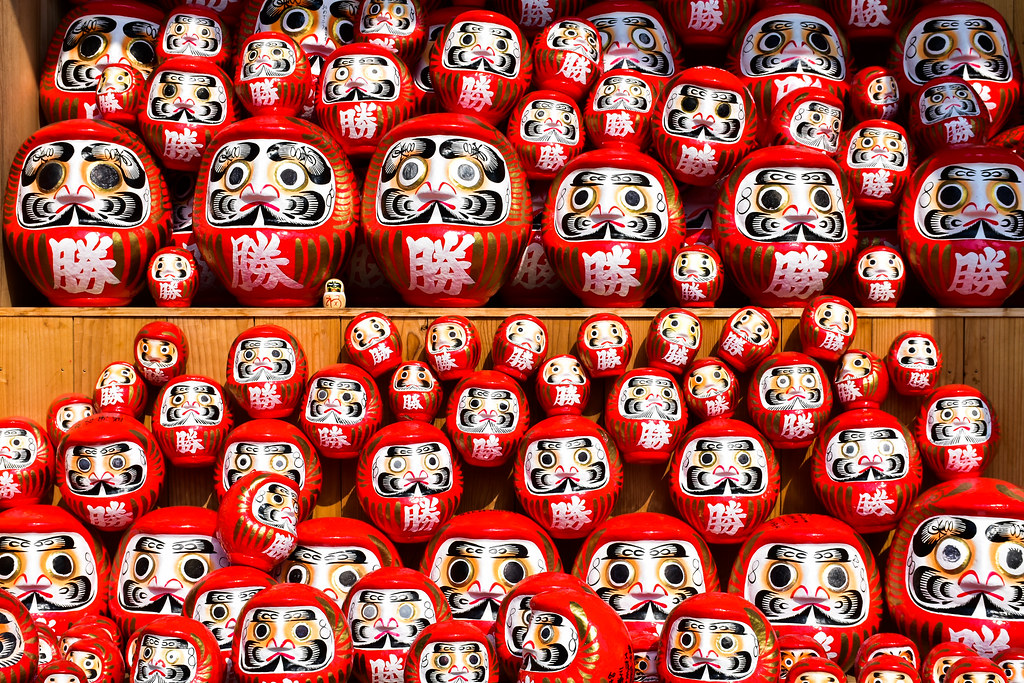 Japanese daruma dolls at Katsuōji, Japan Daruma doll is t… Flickr